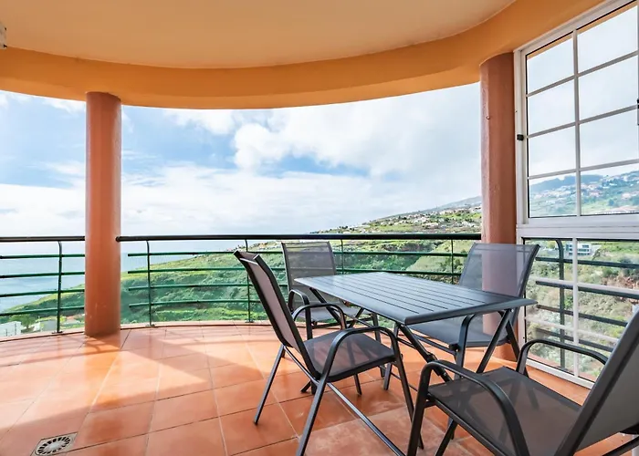 Por Do Sol Calheta (Madeira)